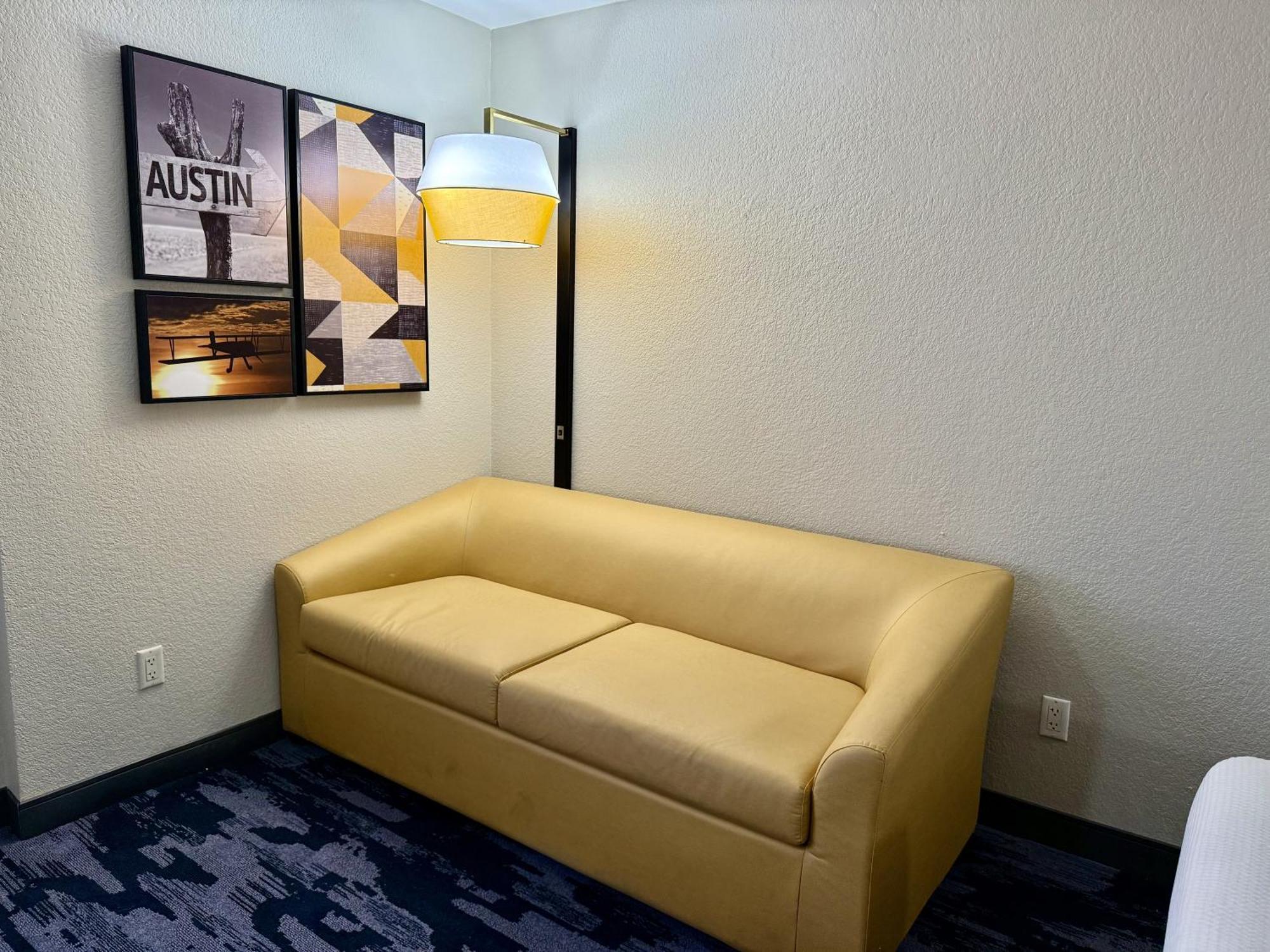La Quinta By Wyndham Austin Southwest Hotel Exterior foto